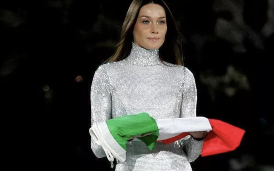 Carla Bruni Olimpiadi Torino 2006
