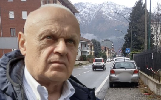 Auto sui marciapiedi e pedoni sulla carreggiata: a Germagnano scoppia la protesta