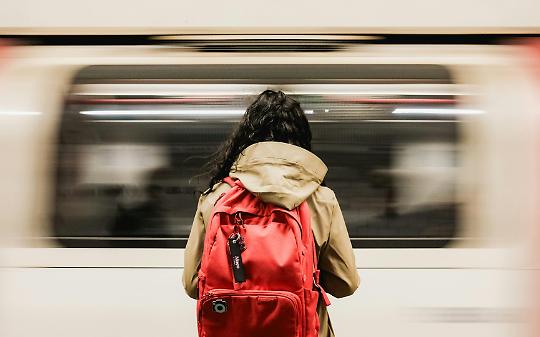 Ferrovie piemontesi nel caos: consegnate 7.193 firme dei pendolari in Parlamento