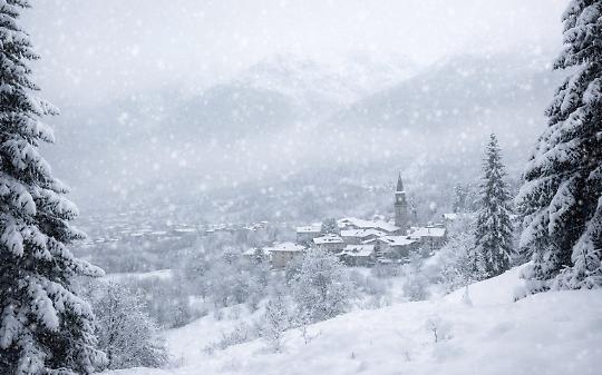 Canavese sotto assedio: tornano neve e rovesci intensi tra venerd&igrave; e sabato