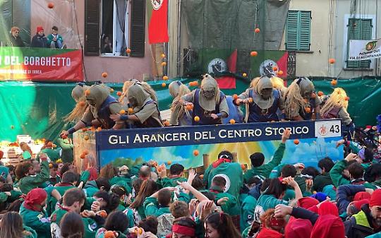 Battaglia delle arance a Ivrea ... Tutto quel che c'&egrave; da sapere