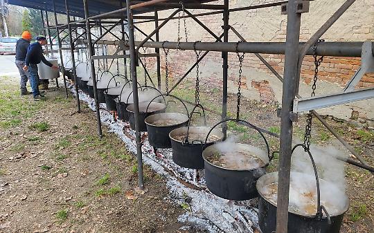 Il paese festeggia il Carnevale in piazza Bava