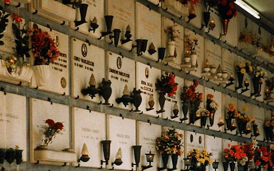 Borgaro, quanti loculi restano? Interrogazione sulla gestione del cimitero