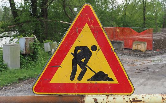 Valperga, tre giorni di stop sulla Provinciale 13: chiude un tratto della strada di Front