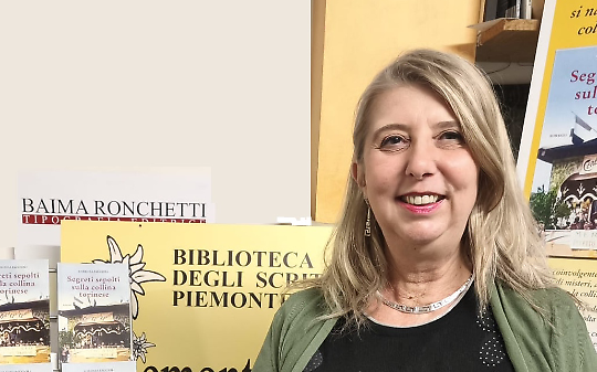 Segreti e ombre sulla collina torinese: Lorenza Faccioli torna in libreria con un nuovo giallo