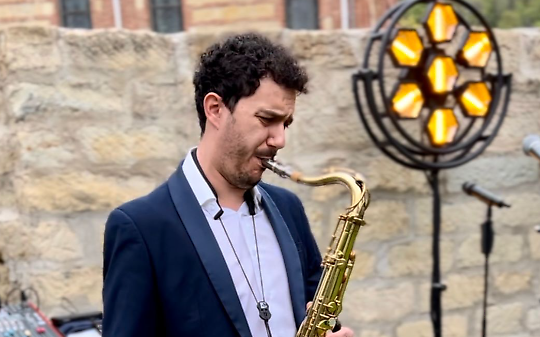 Musica elettronica per bambini: successo del progetto al Liceo di Rivarolo