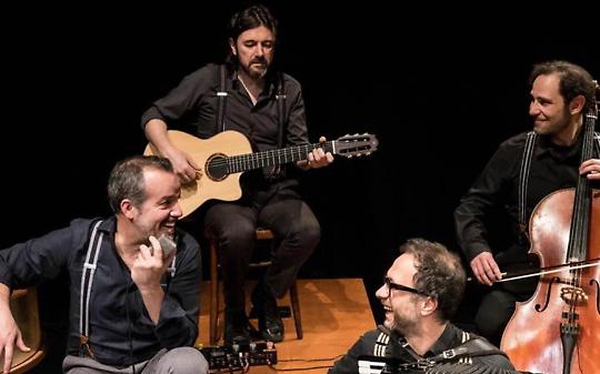 &ldquo;Nel blu&rdquo;