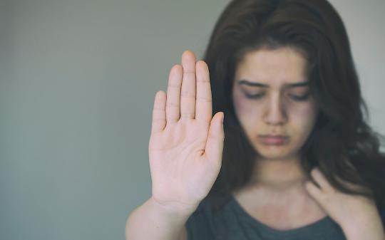 Una casa segreta per ragazze vittime di violenza nel bene confiscato alla mafia a Venaria