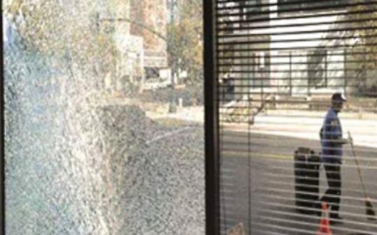 Spaccata nella notte a Rivarolo