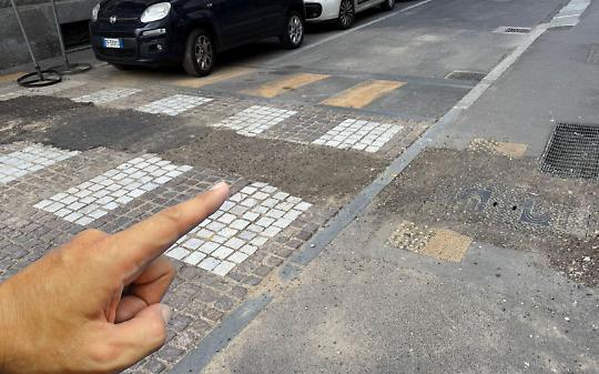 Rattoppi e buche, parte l'accusa: &ldquo;Ripristini stradali fuori controllo a Chivasso&rdquo;