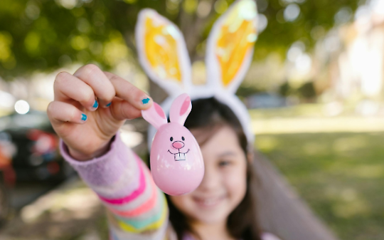 Pasqua a spasso per San Benigno: la caccia alle figurine &egrave; iniziata