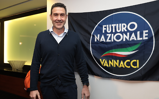 Insulti contro Vannacci sui social, scatta il processo: la Procura voleva archiviare