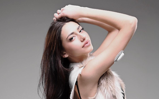 Chiara Ba&ugrave;, in passerella senza filtri: la sfida al diabete di tipo 1 tra studio e moda