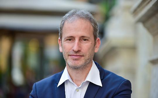 Ottant&rsquo;anni di Spille d&rsquo;Oro Olivetti: conferenza con Matteo Olivetti e Davide Casaleggio