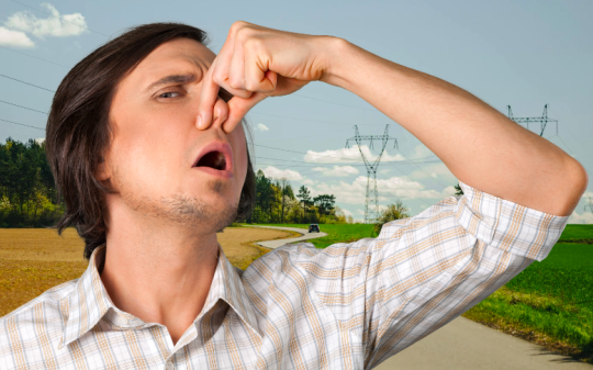 Odori a San Giusto Canavese, parte il monitoraggio: cittadini in campo per fare chiarezza