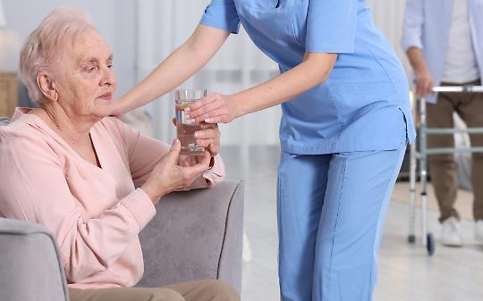 Sanit&agrave; privata, contratti in coma: la politica promette, ma non cura