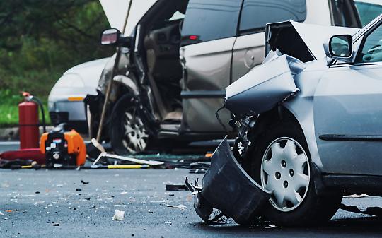 Schianto sulla provinciale