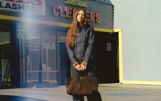 Febbre da frange: perch&eacute; le borse boho sono l'accessorio pi&ugrave; ricercato della primavera 2026