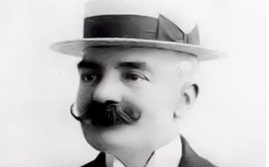 Vi saluto spezzando la penna.