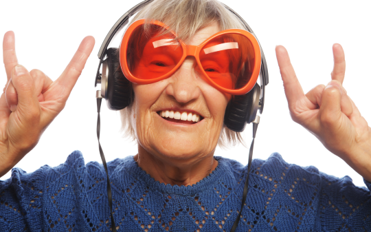 Centro anziani di Ciri&egrave;, urla e lacrime: &ldquo;Ti caccio fuori&rdquo; a una donna invalida