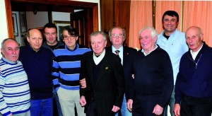 Alcuni campioni del passato del Moto Club Chivasso con il presidente Pierangelo Borgaro