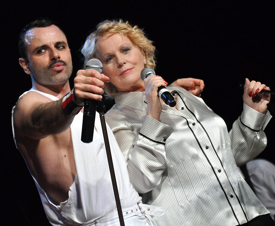 KATIA RICCIARELLI + Sonny Queenmania