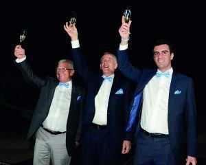 al centro Luciano Bonaria (Presidente Spea). A sinistra Luciano Marcigot e a destra Lorenzo Bonaria (Amministratori)