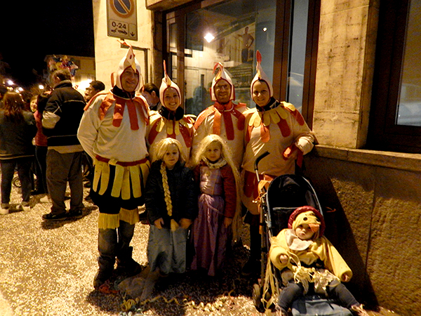 pont-carnevale-2017-gruppo-in-maschera
