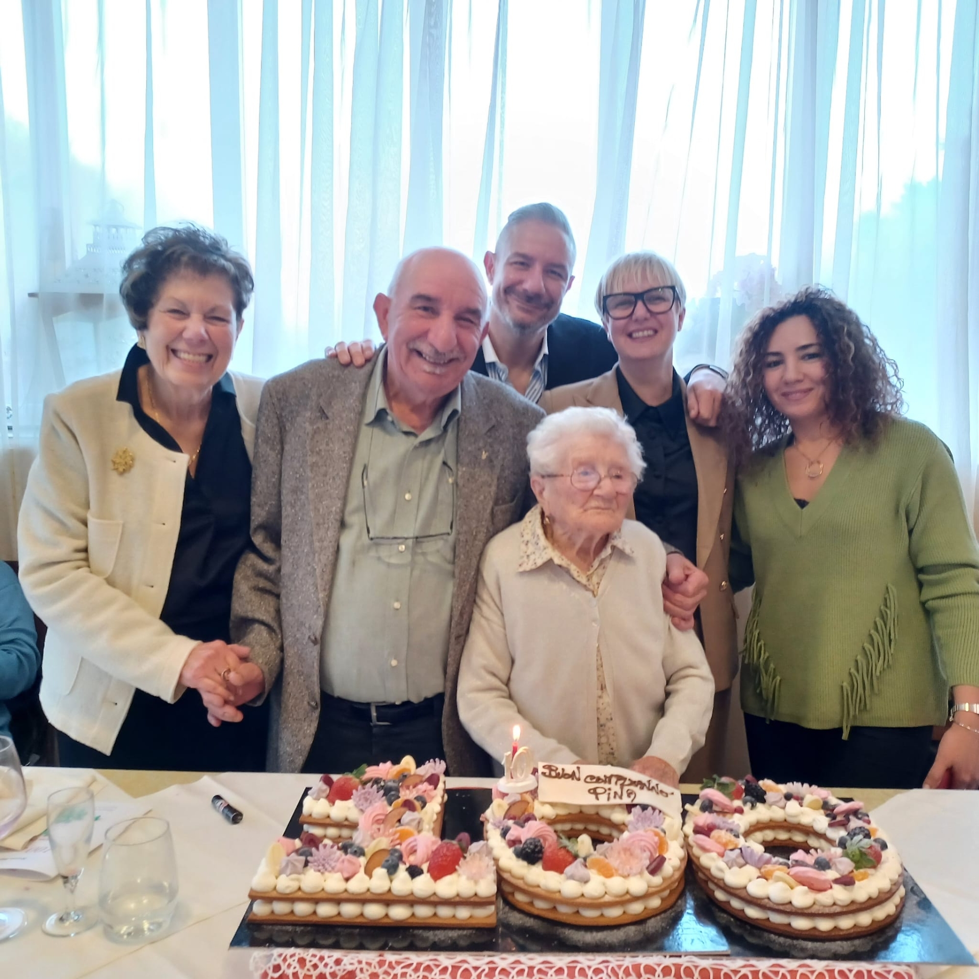 Giuseppina con la sua famiglia