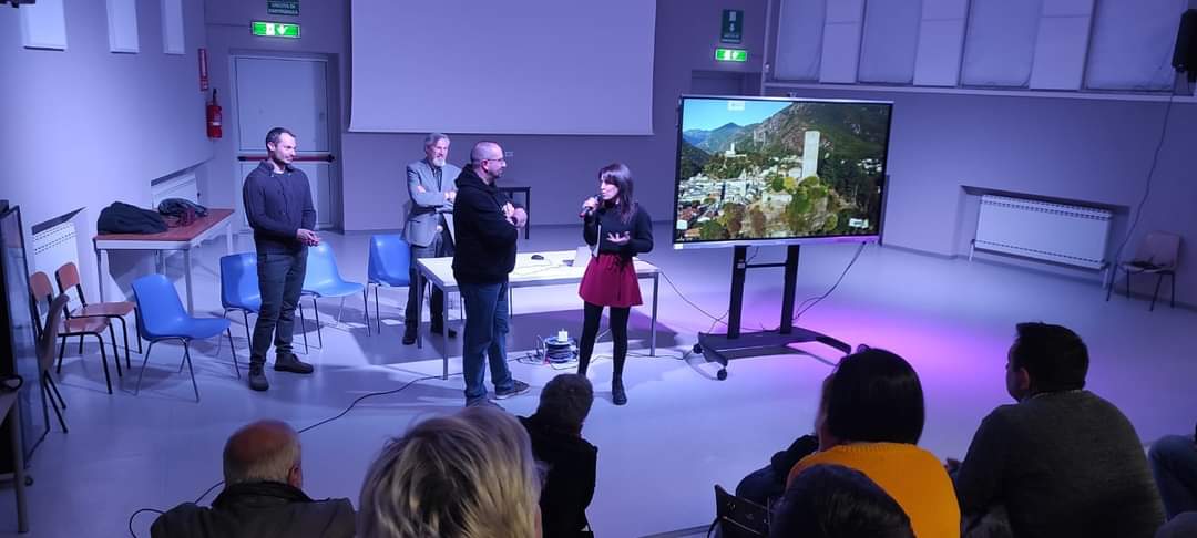 Stefano Centrone con Matteo Enrico, Ivo Chiolerio e Valerie Ganio Vecchiolino durante un evento di presentazione