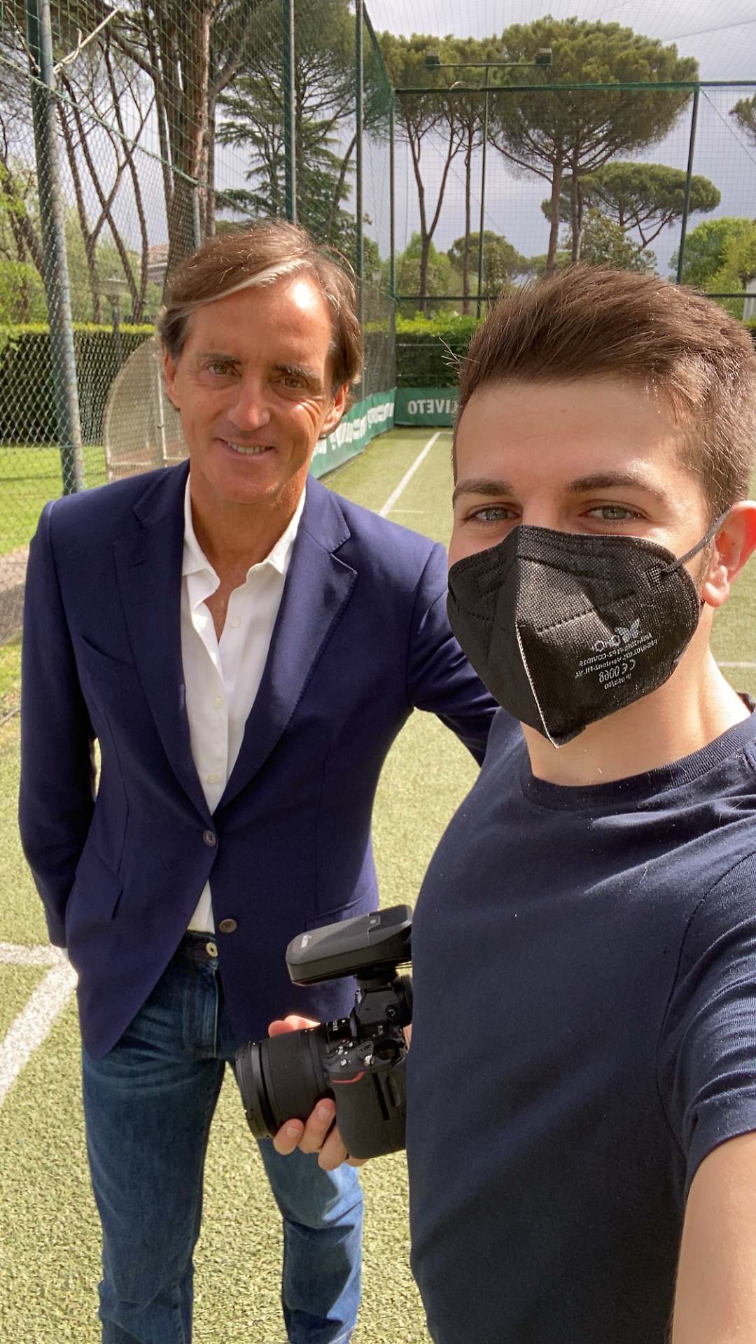 con Il mister Roberto Mancini per videoclip Coro Azzurro