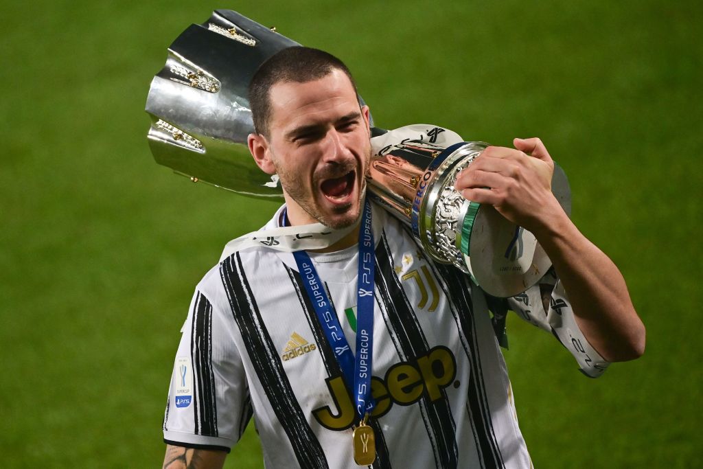 Leonardo Bonucci trofeo