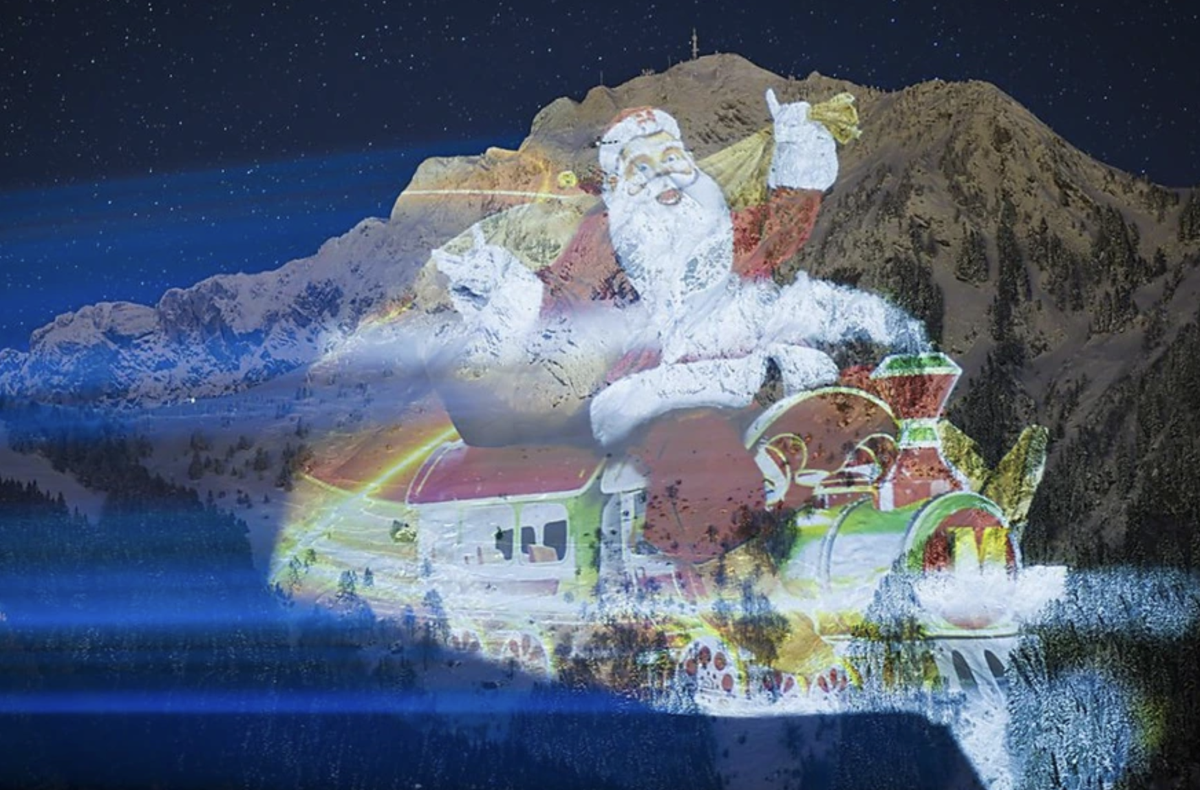 il Babbo Natale più grande del mondo
