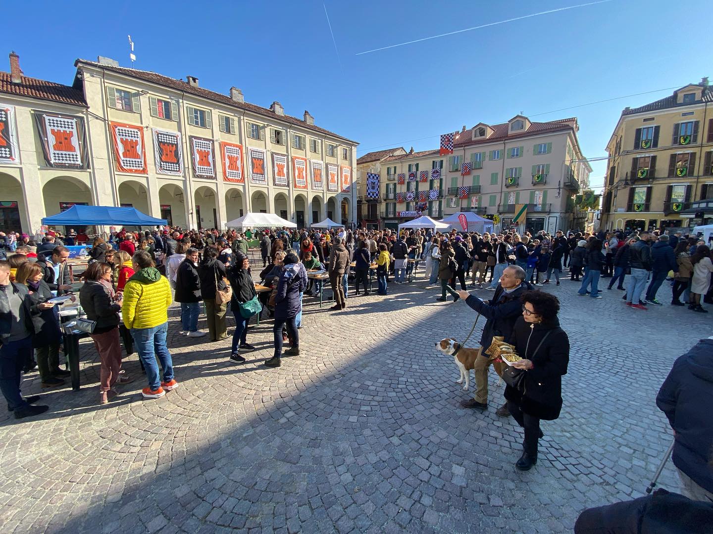 piazza Ottinetti, Ivrea