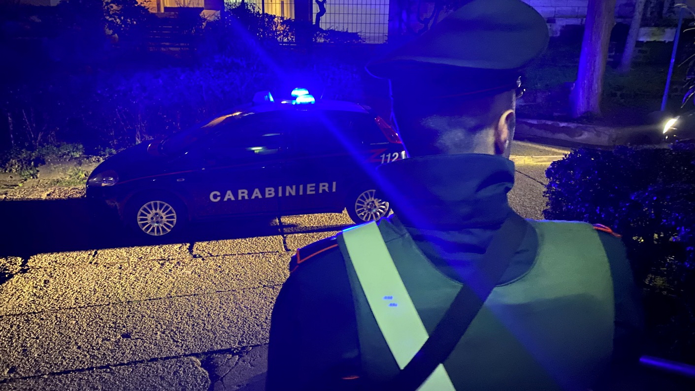 carabinieri al lavoro