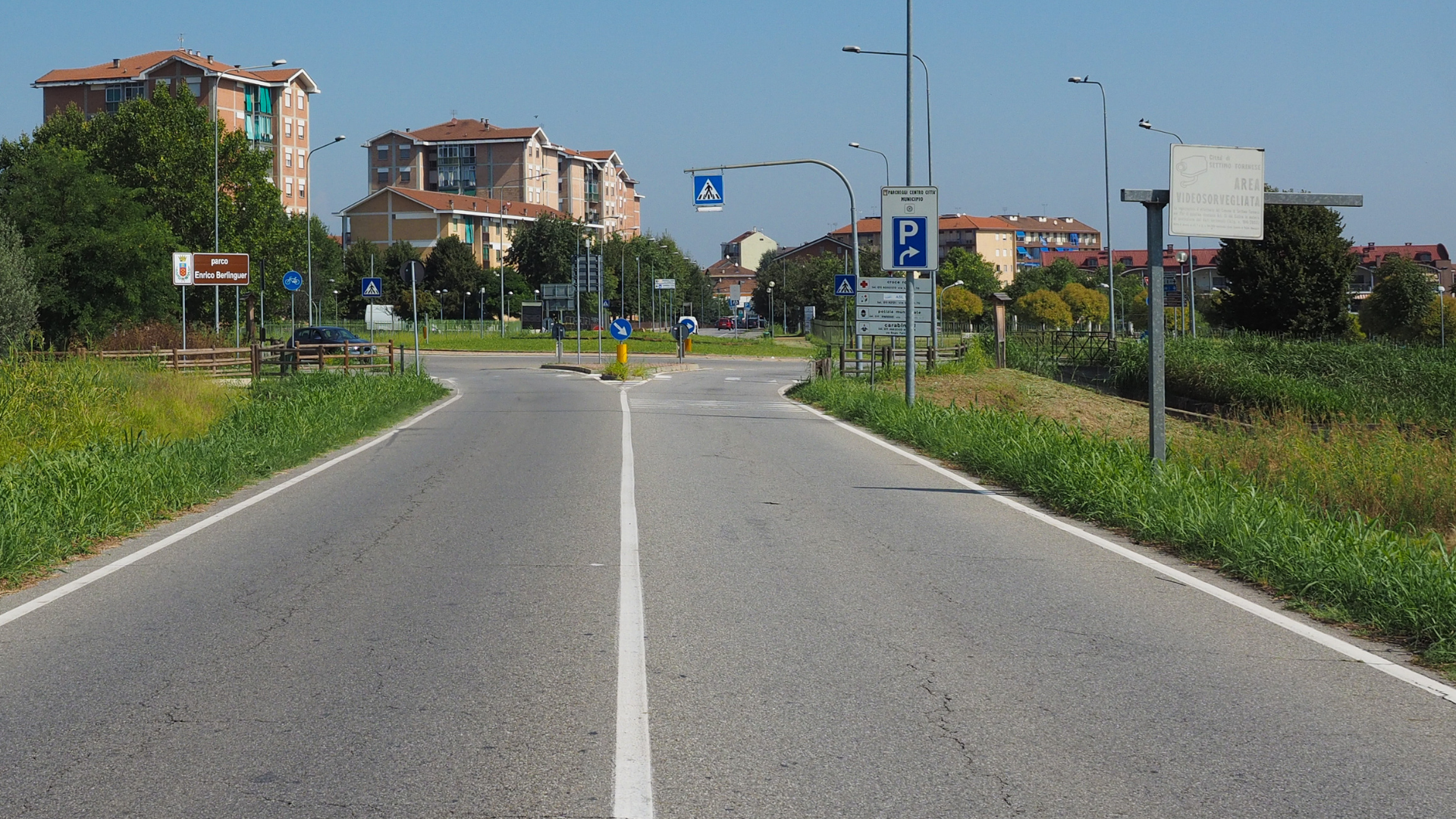erba alta al Parco Berlinguer