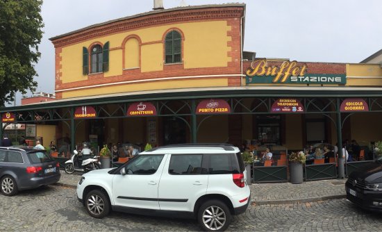 Il buffet della stazione