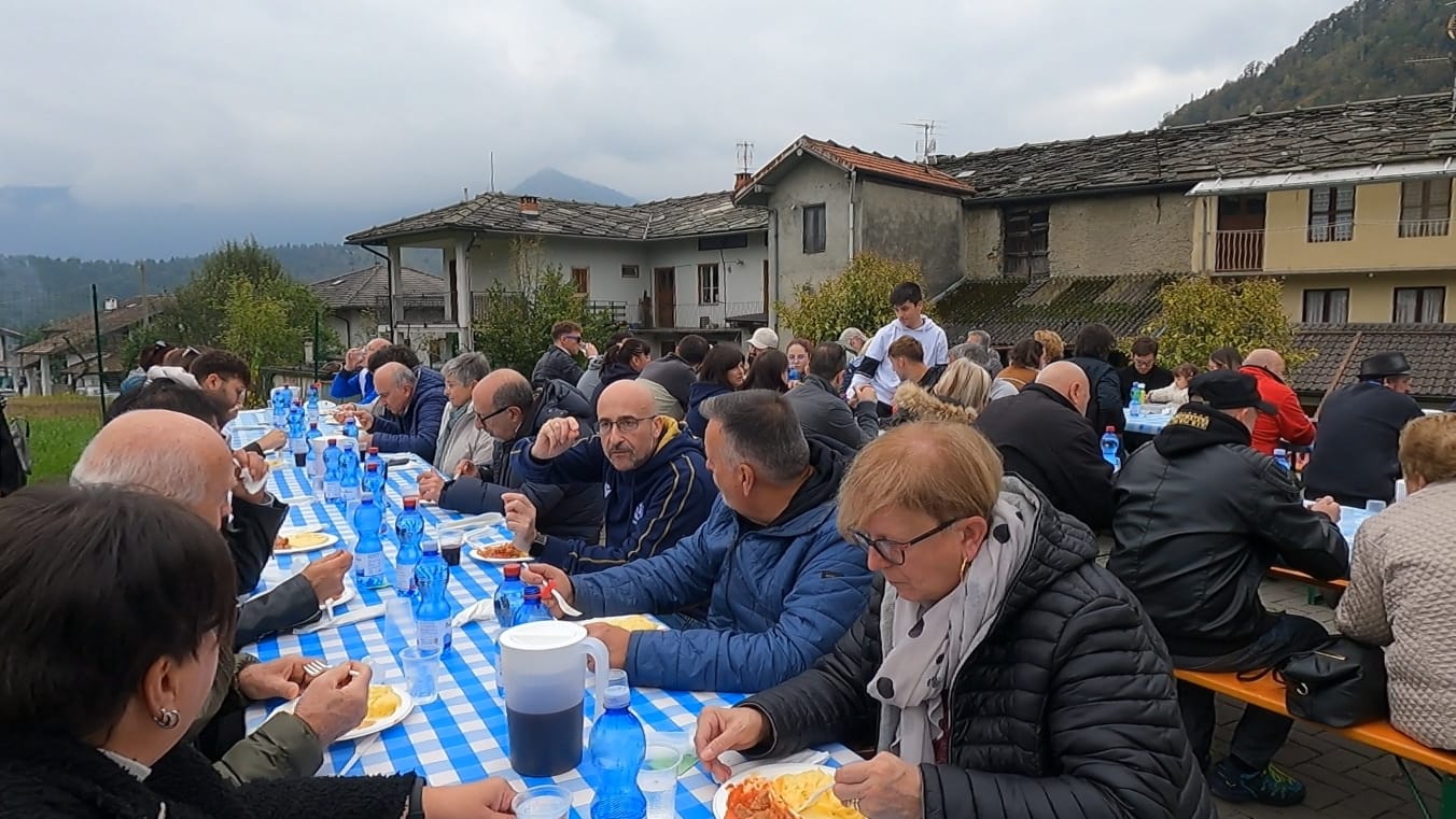 Un momento del pranzo