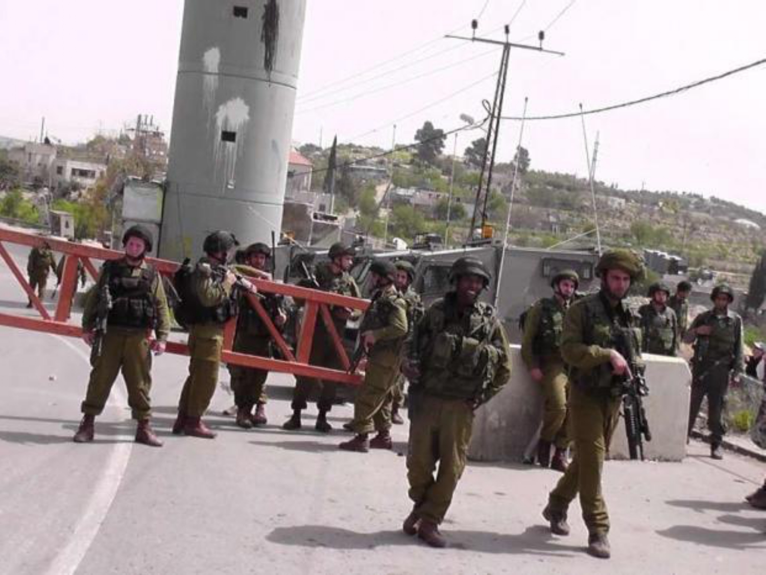 Beit Ummar Check Point