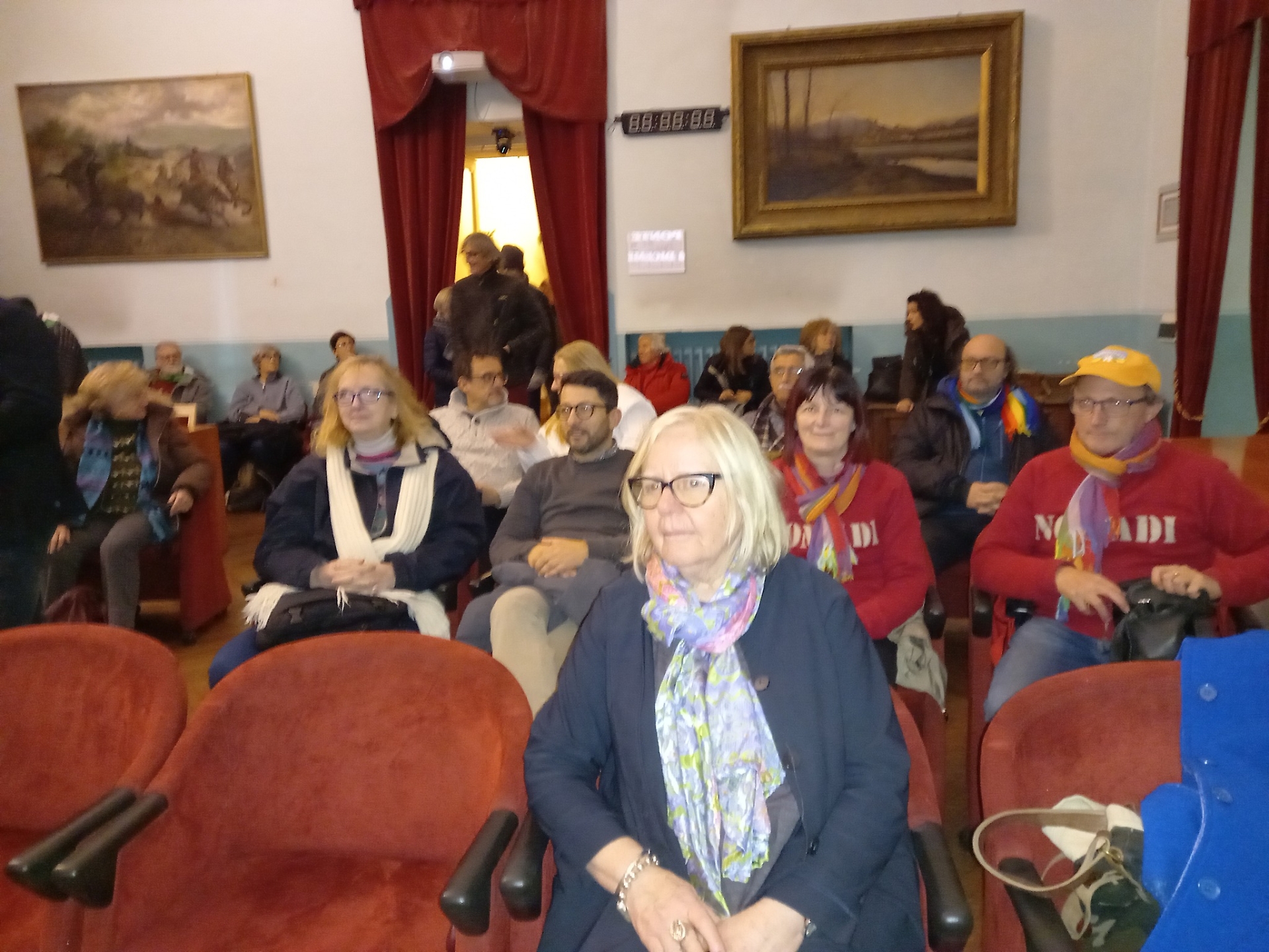 In sala del consiglio