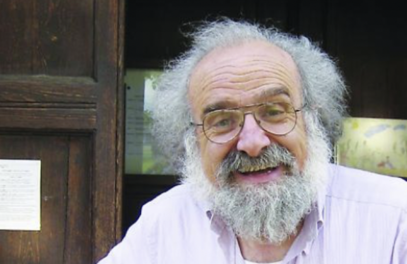 Don Paolo Mignani, parroco di Mezzi Po