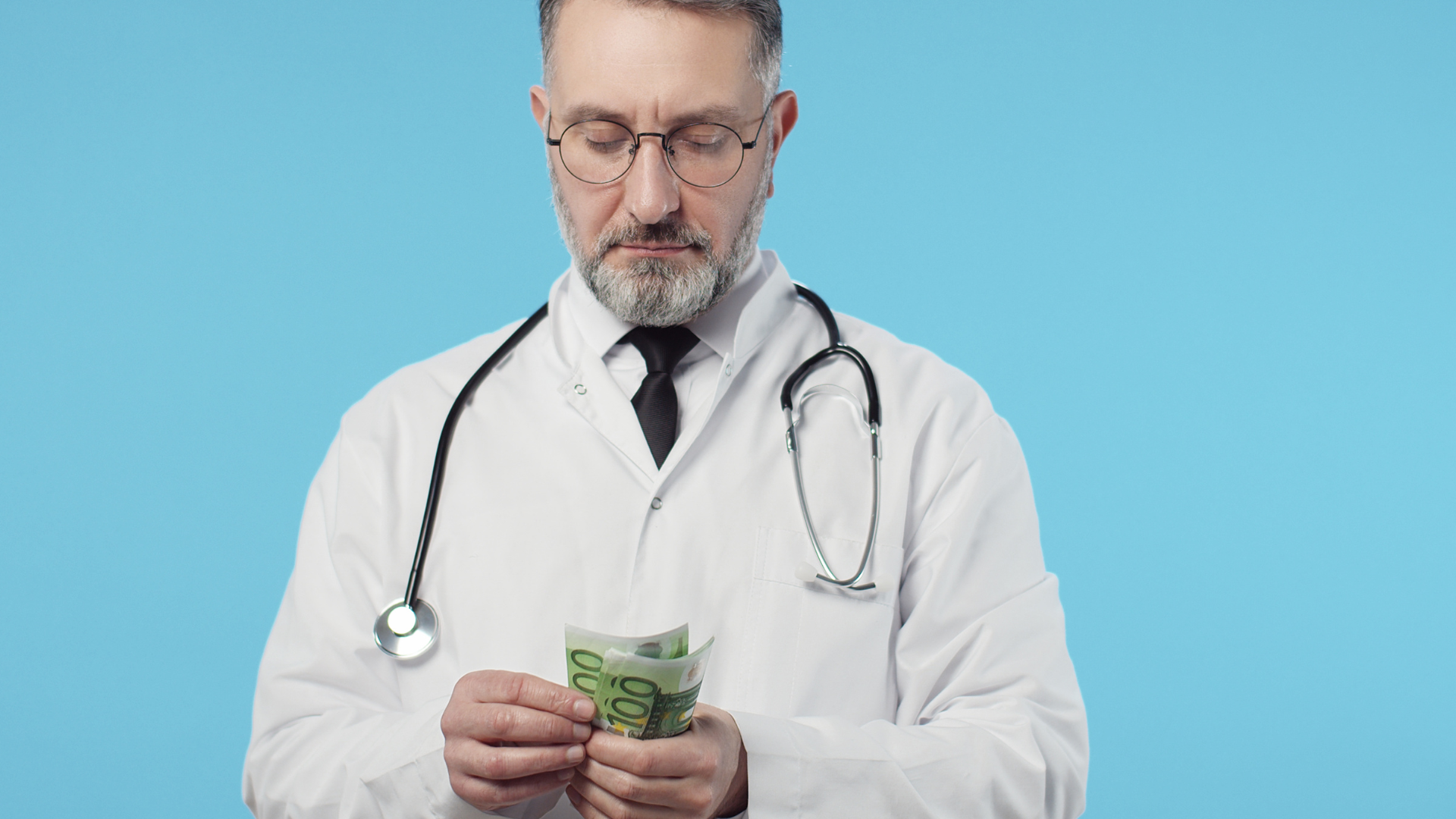 medico conta i soldi