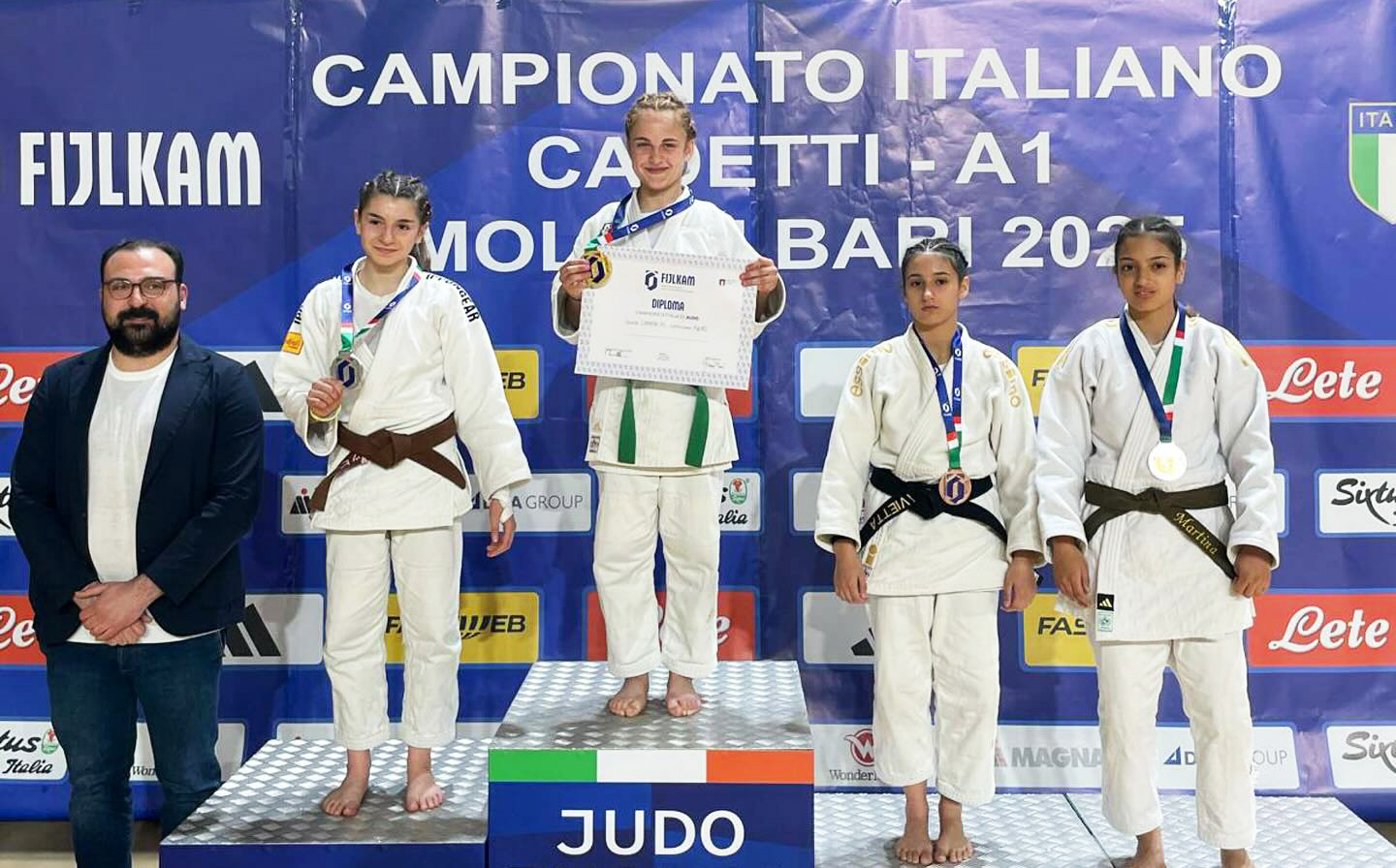 Alice Lieti argento