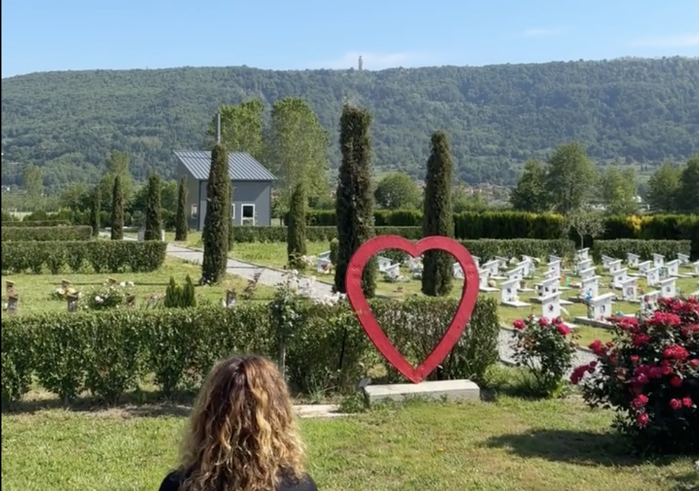 il cimitero