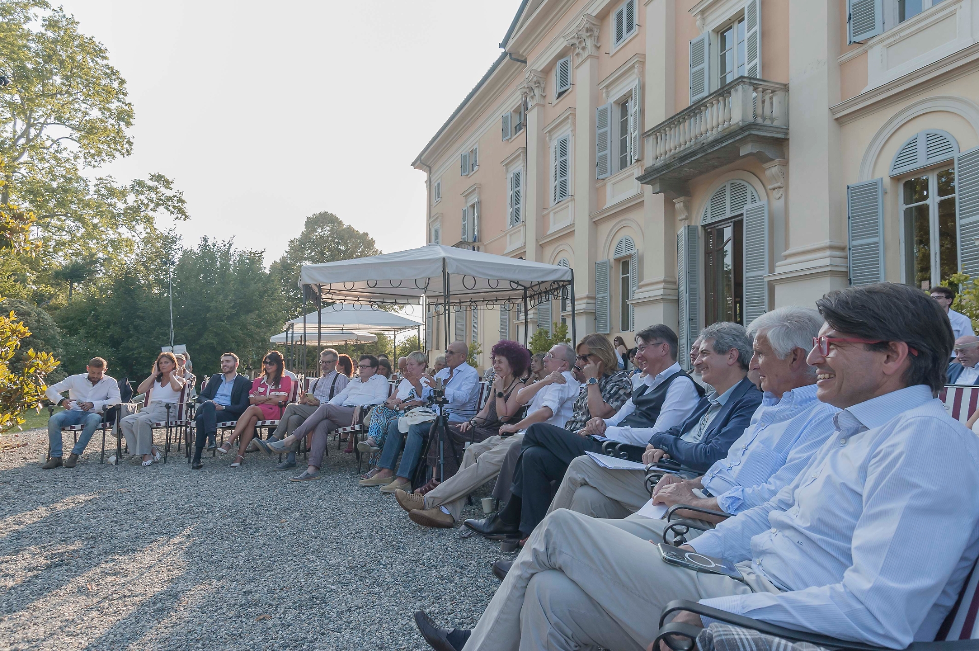 alla presentazione