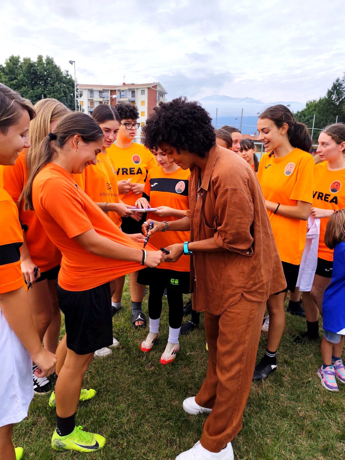 Sara Gama autografi
