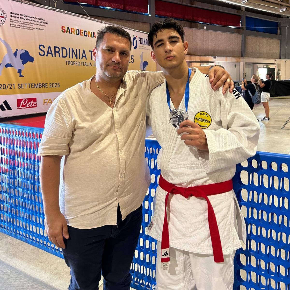 Robert Hartescu father