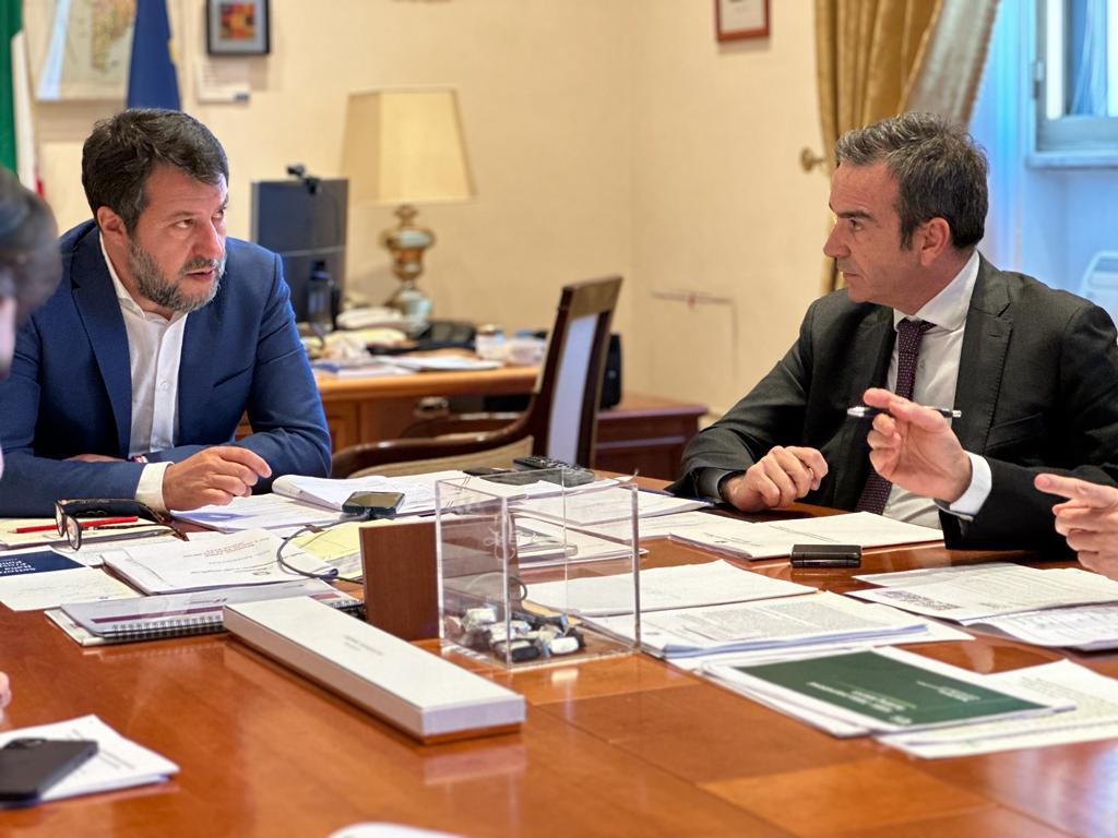 Con Occhiuto