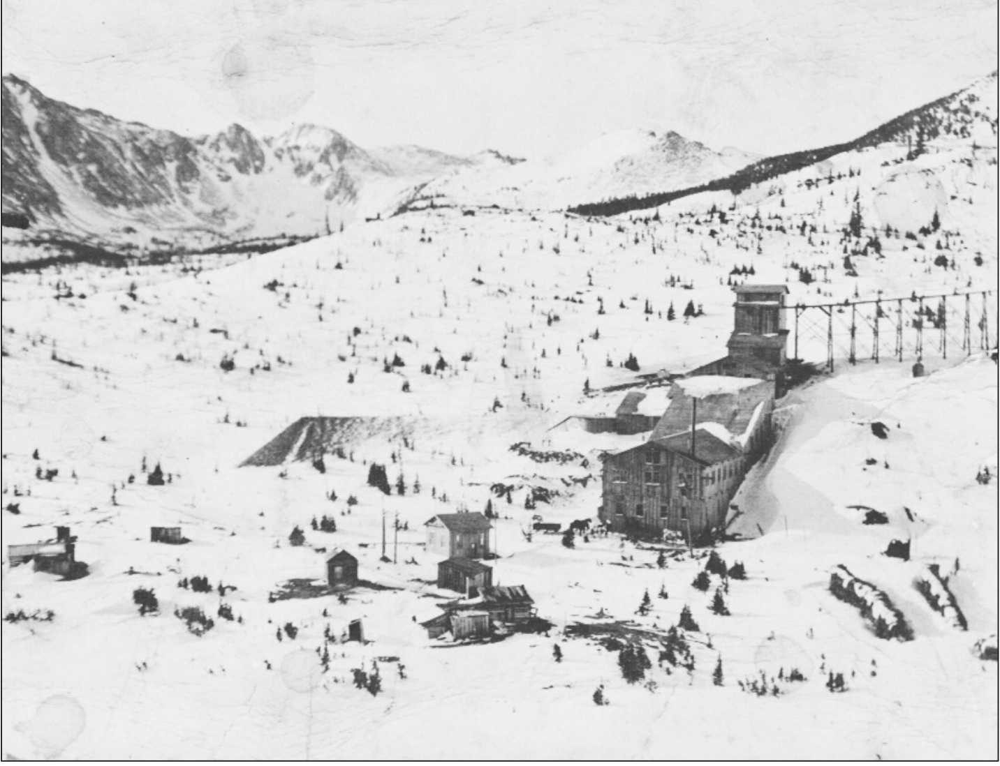 1914 deserto di neve nel Montana la casa cerchiata baracca chiamata box dove vivevano con le loro famiglie vicino alle miniere