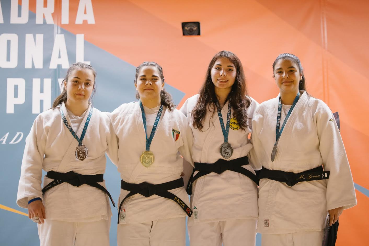 Aida Biasibetti argento